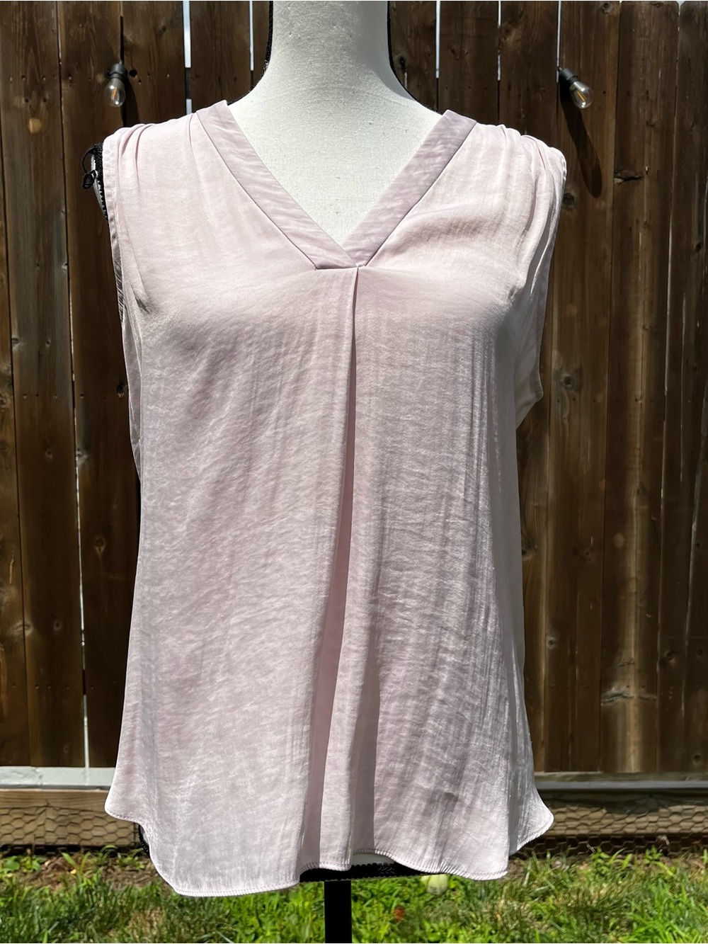 Vince Camuto Women's Sleeveless V-Neck Blouse - Light Pink Accepting Offers!